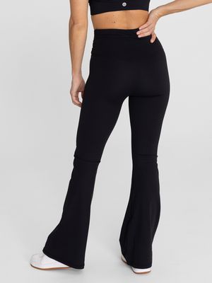 HR Flared Legging