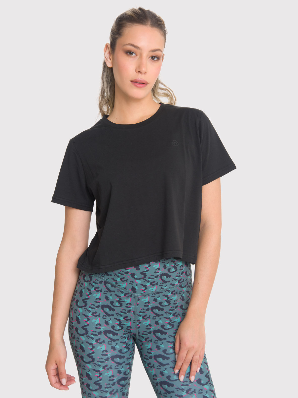 Polera Mujer Basic Zia Negra Bsoul